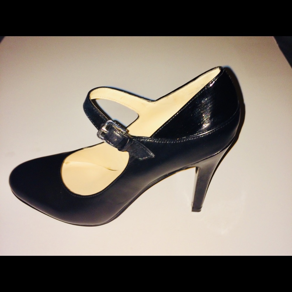 Nine West Mary Jane Pumps